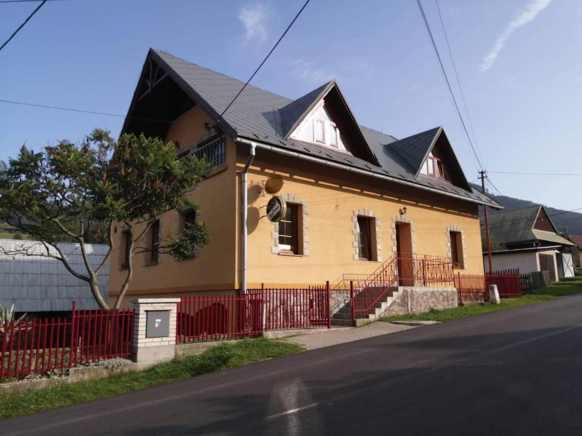 Penzion Serafin Ruzomberok Exteriér fotografie